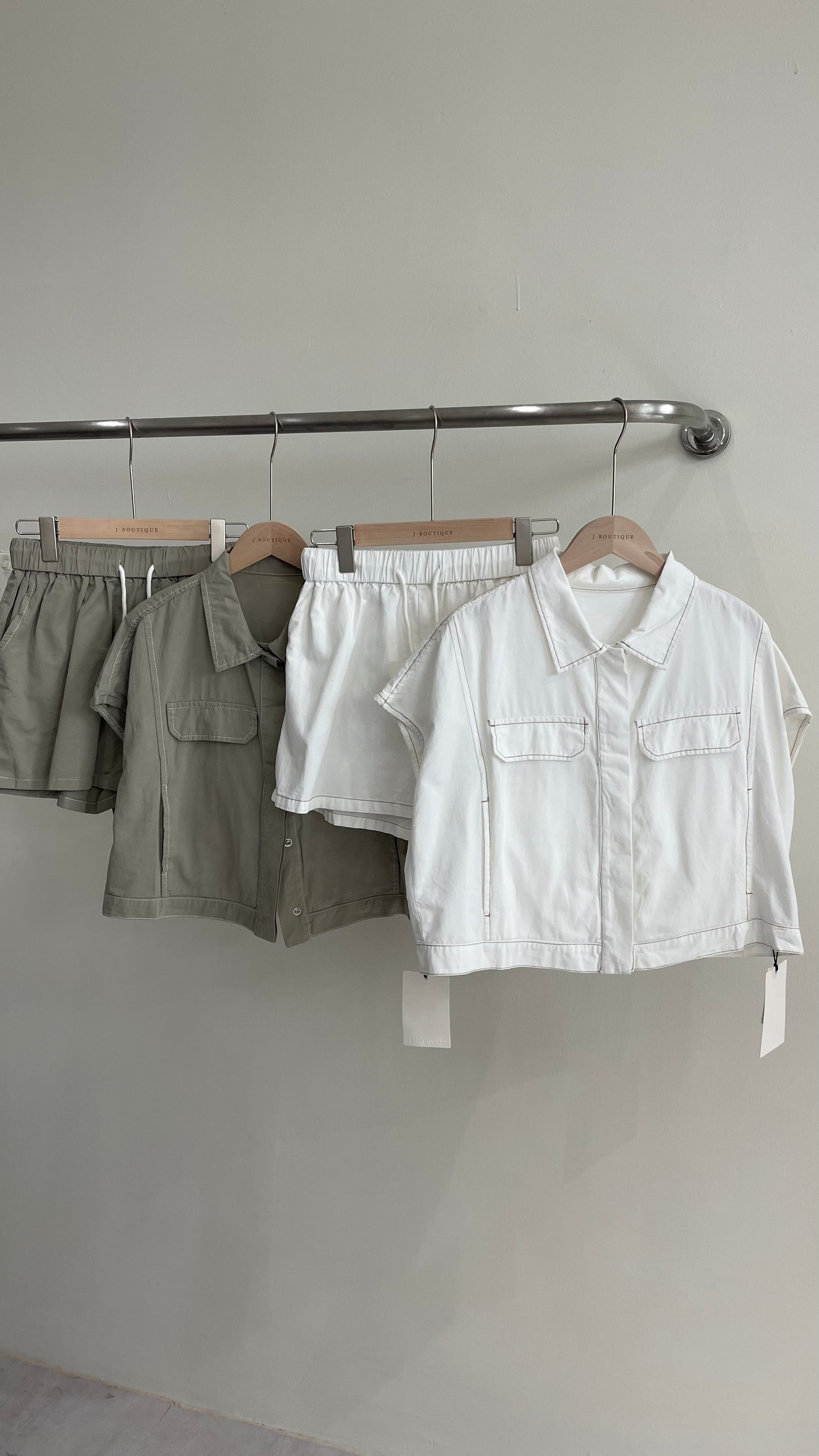 【新品】2572 韩系百搭两件套 上衣+裤子