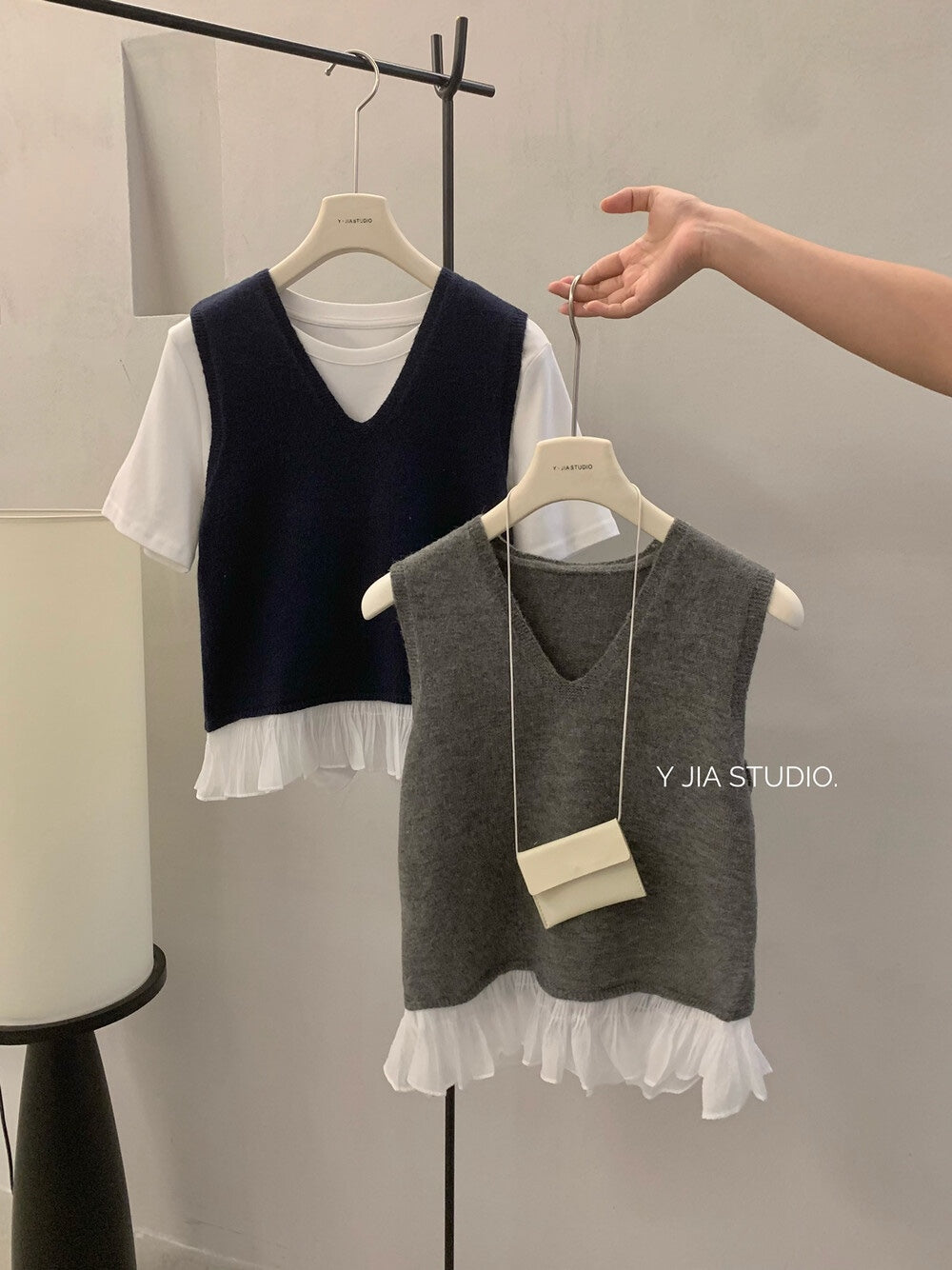 【新品】508-5 层次感假两件蕾丝下摆无袖上衣
