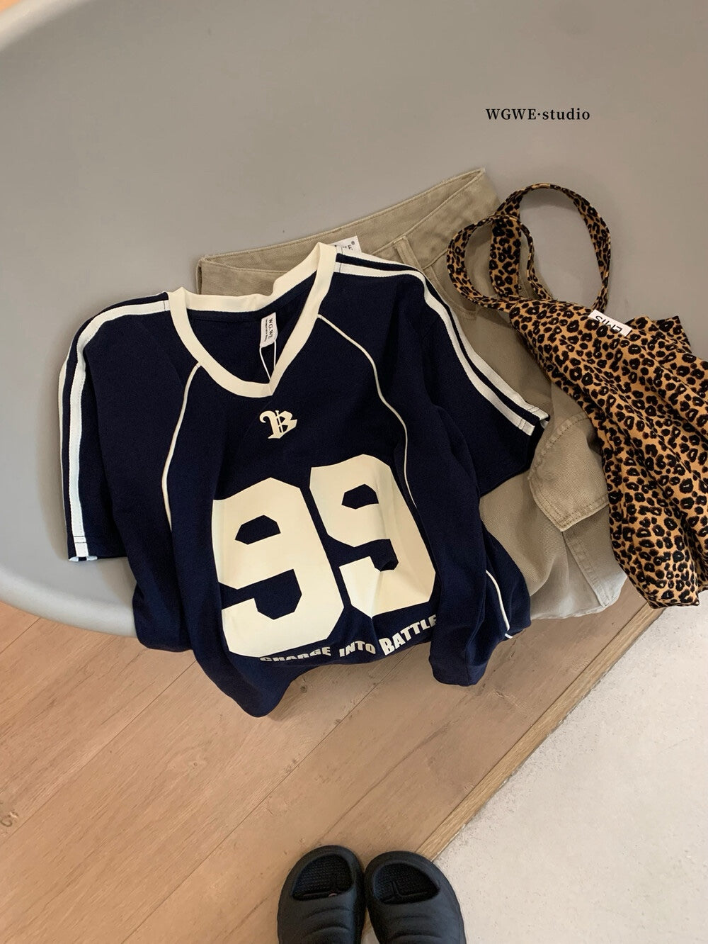 【新品】6197 美式宽松字母球衣 te e