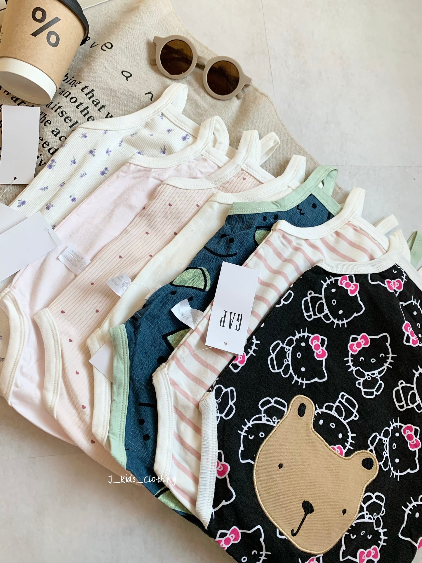 J431 女宝吊带屁熊包屁