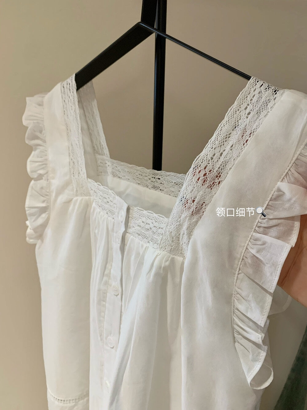 【新品】 W6402 小白花刺绣镂空上衣