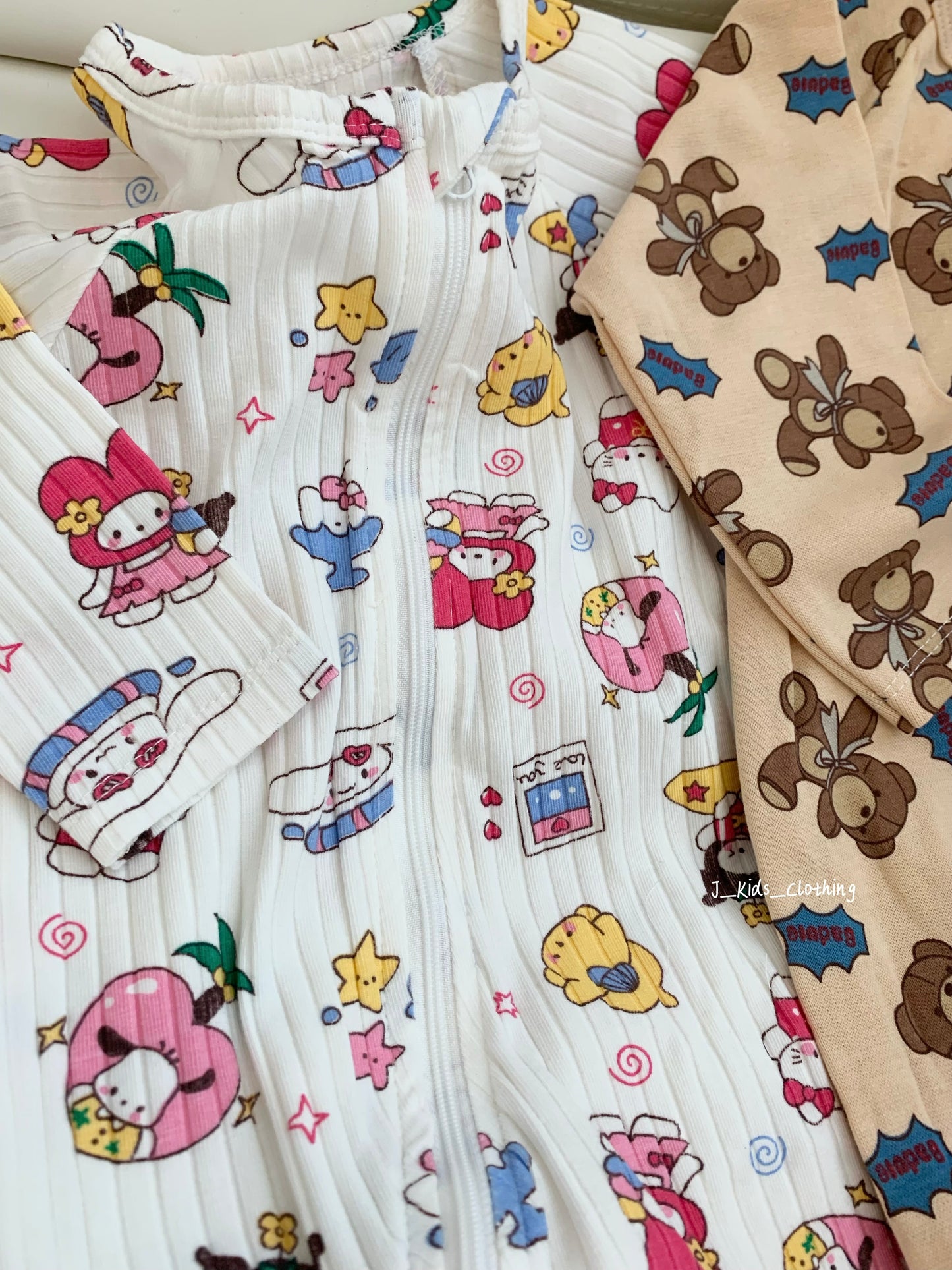 J303 迪士尼连脚长爬睡衣