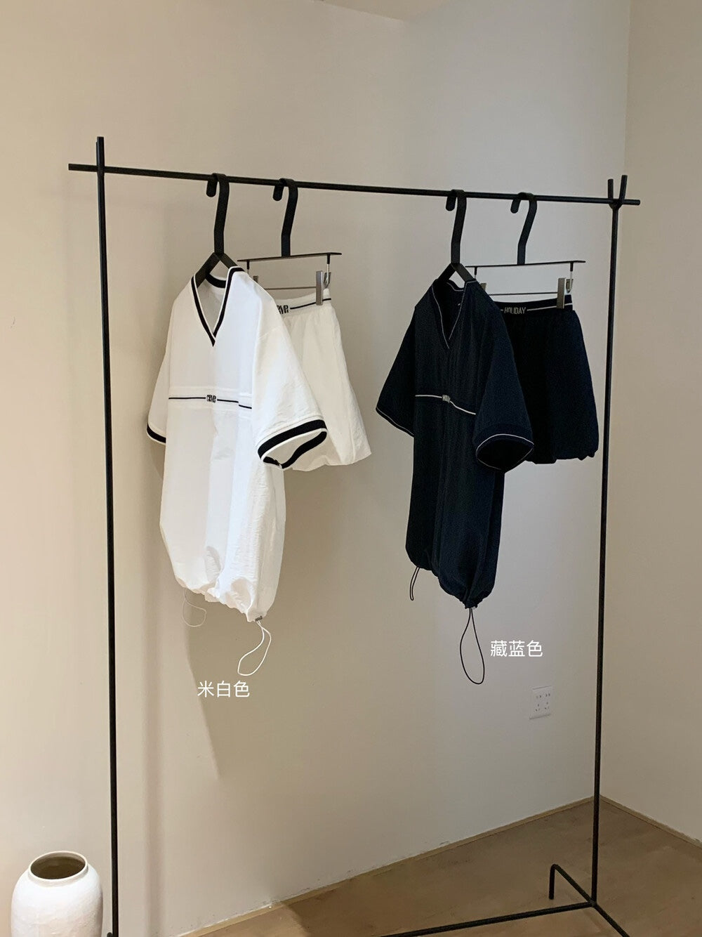 【新品】W5650 V领短袖上衣+裤裙 两件套