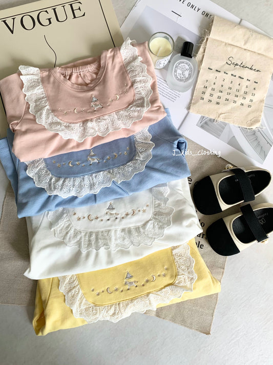 J512 小木马刺绣花边长袖上衣裙