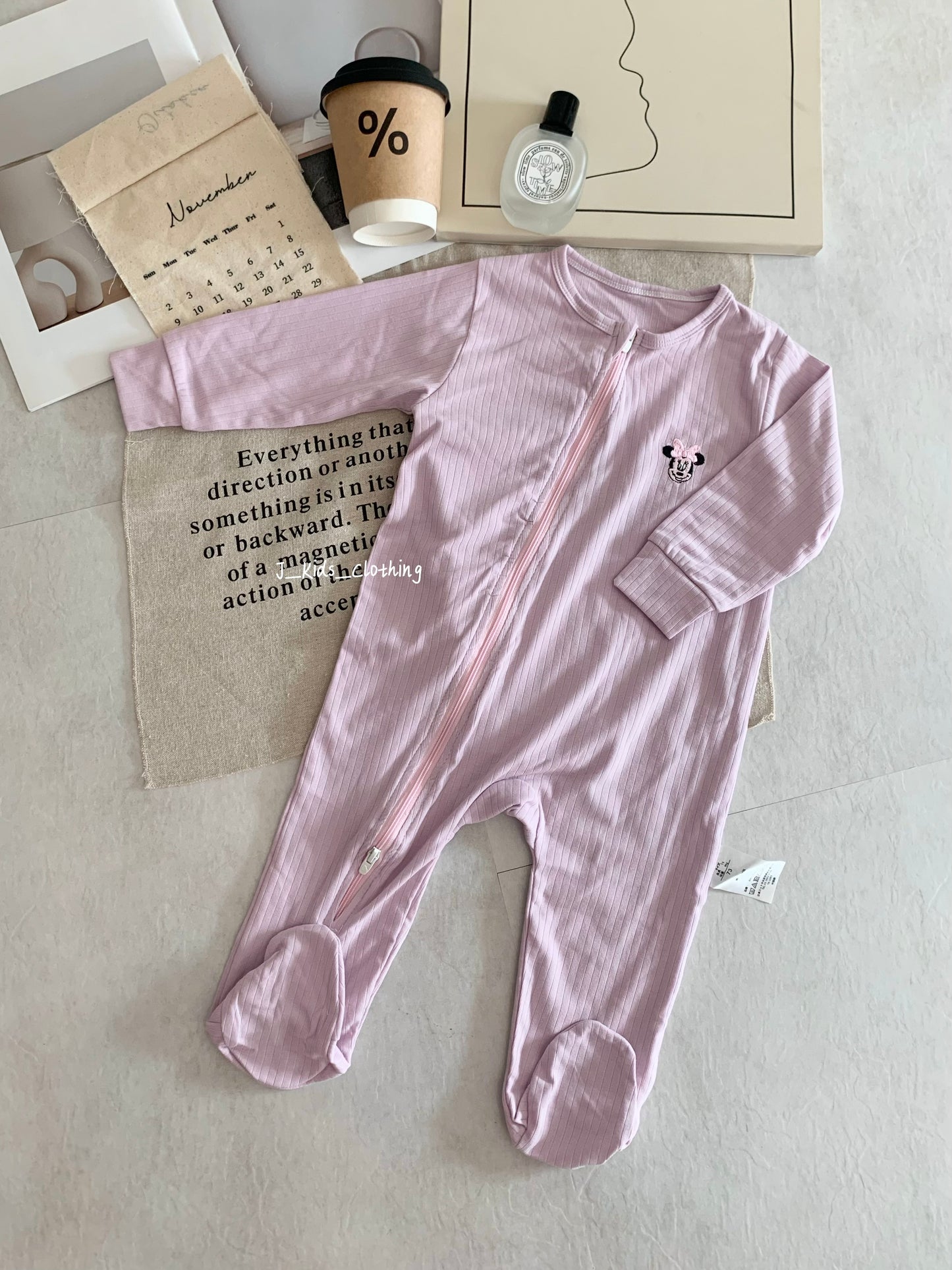 J582 卡通刺绣拉链包脚连体睡衣