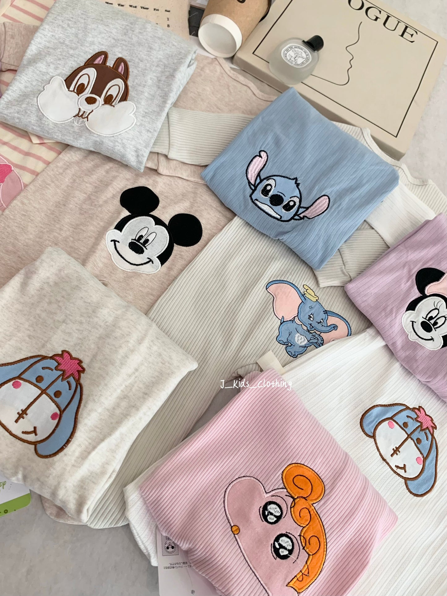 J582 卡通刺绣拉链包脚连体睡衣