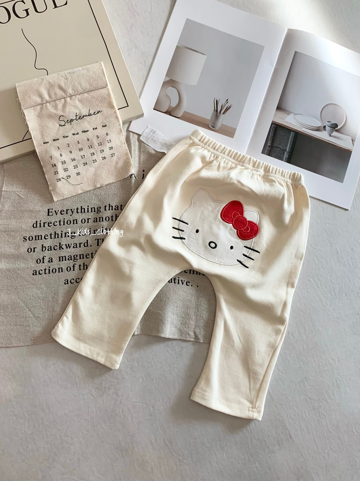 J540 迪士尼卡通刺绣屁屁长裤