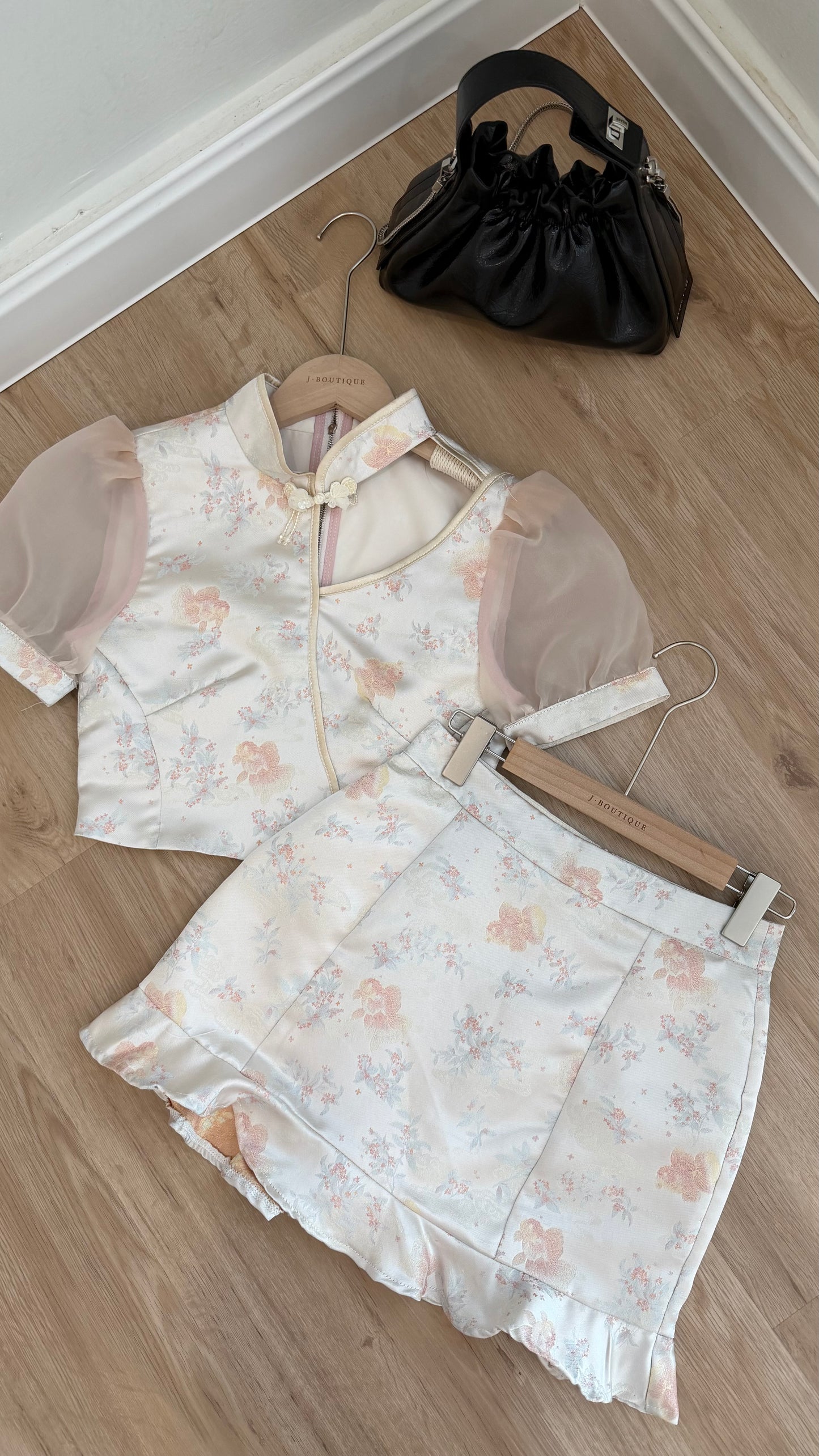 【锦鲤云裳】女款短袖上衣 「早鸟价」